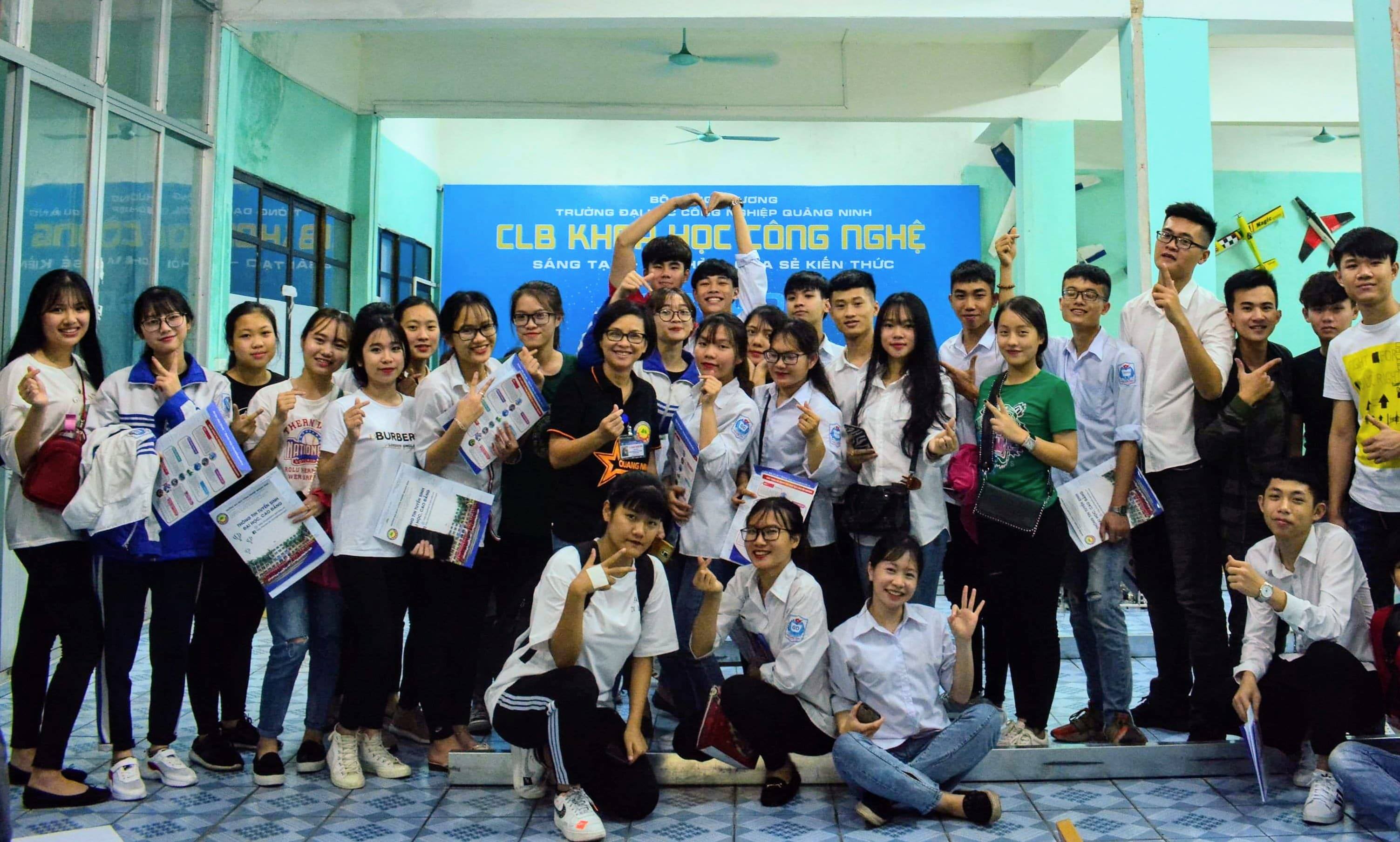 http://qui.edu.vn/uploads/news/2019_03/54436626_275177403374500_7704777935789490176_n.jpg