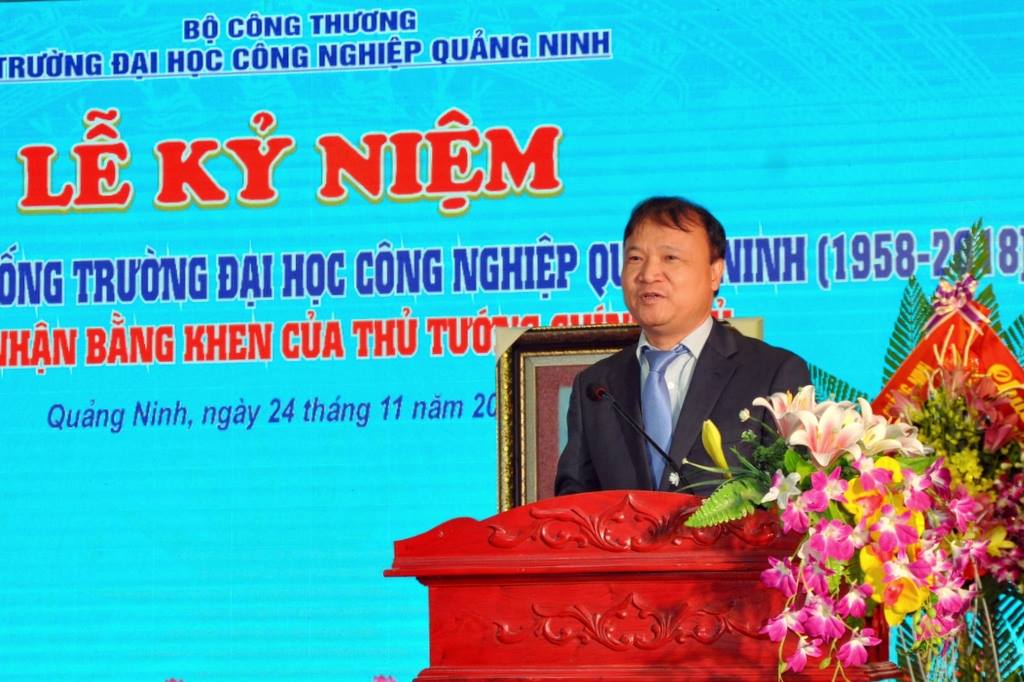 Mr.Do Thang Hai, Deputy Minister of Industry and Trade, spoke at the ceremony