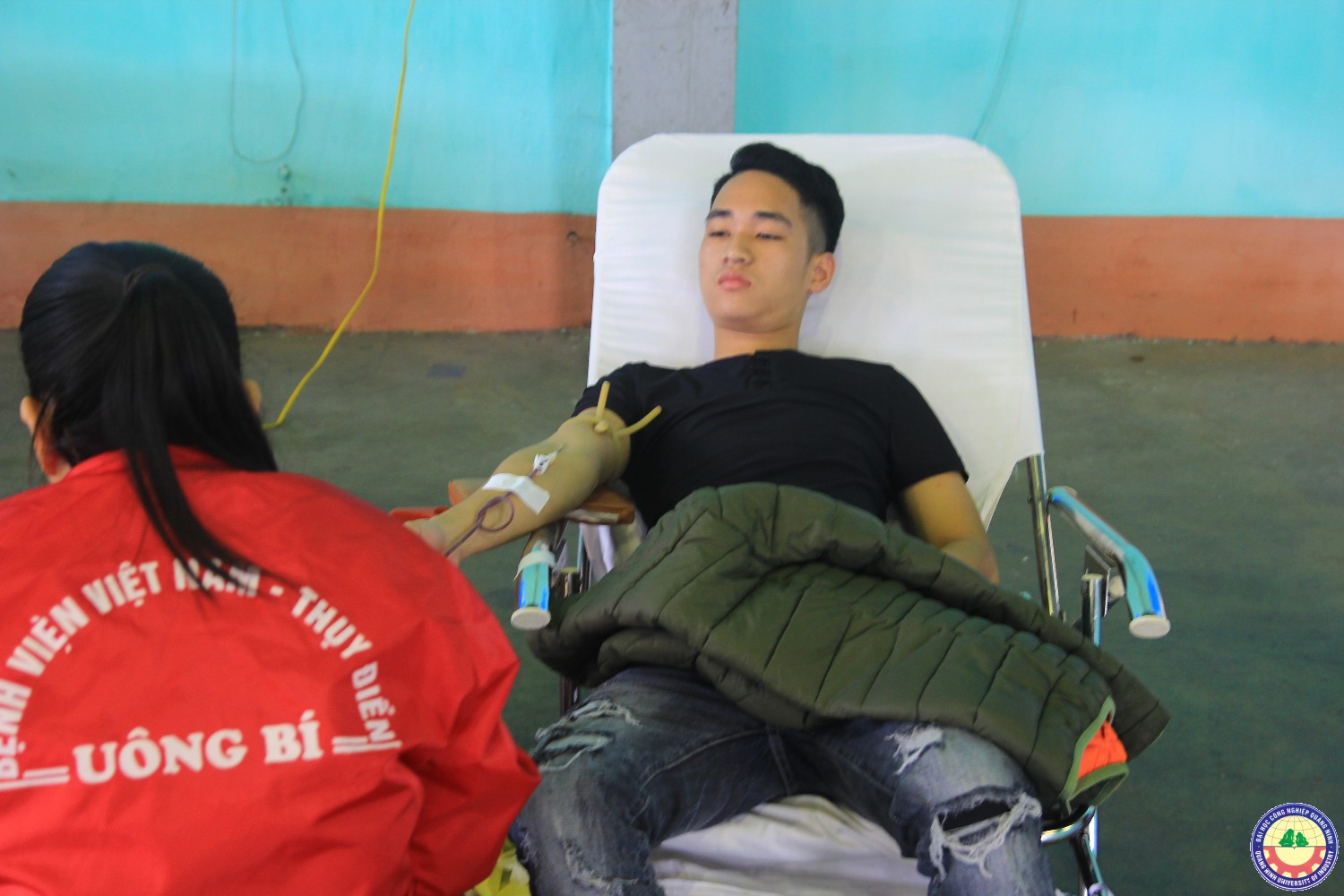 Đoàn trường tổ chức hiến máu đợt 1 năm 2018