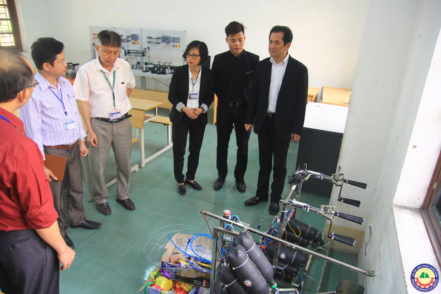 Công ty Asean Nhật Bản tới thăm và làm việc với nhà trường