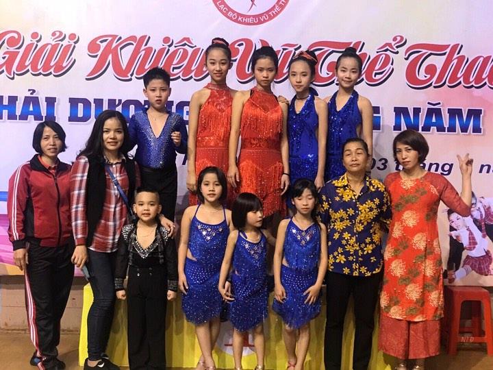CLB khiêu vũ trường ĐH Công nghiệp Quảng Ninh tham gia thi đấu Giải khiêu vũ thể thao Cúp Hải Dương mở rộng năm 2018