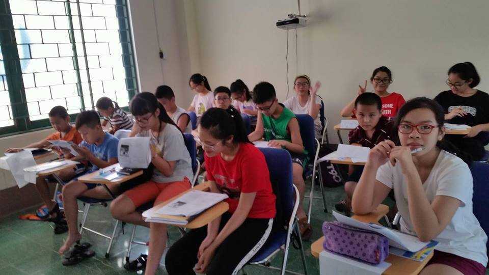 Trung tâm FLIC trường Đại học Công nghiệp Quảng Ninh tổ chức dạy tiếng Anh miễn phí cho thiếu nhi dịp hè 2018