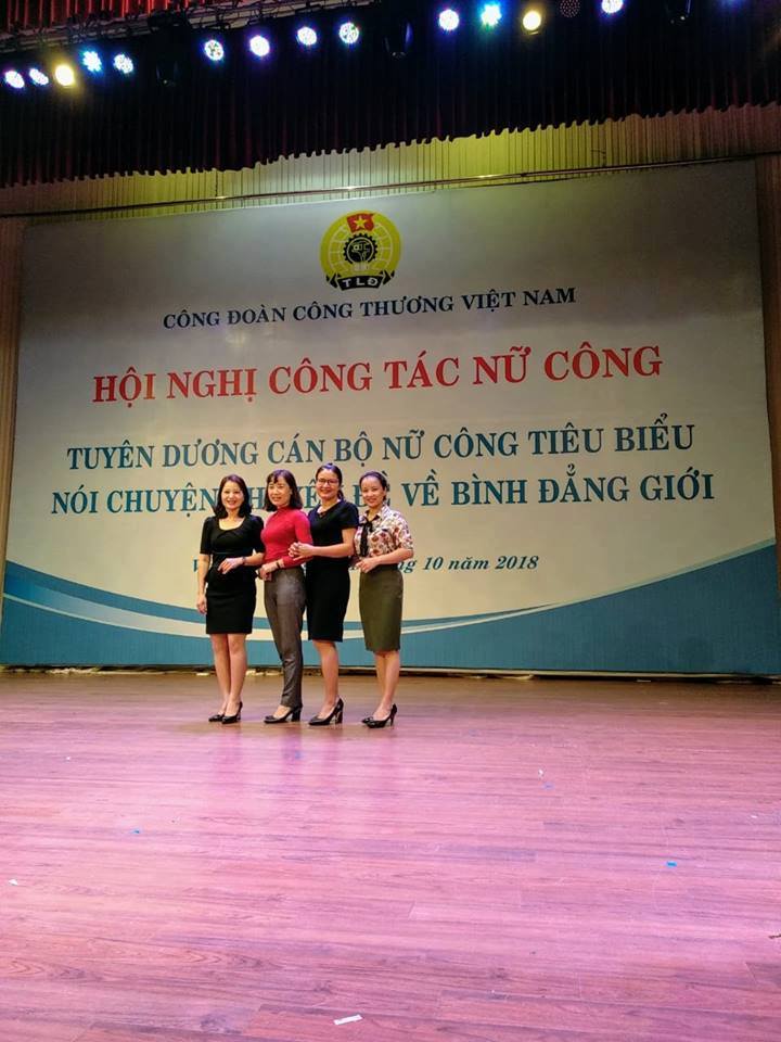 Công đoàn trường Đại học CNQN tham dự Hội nghị Công tác nữ công