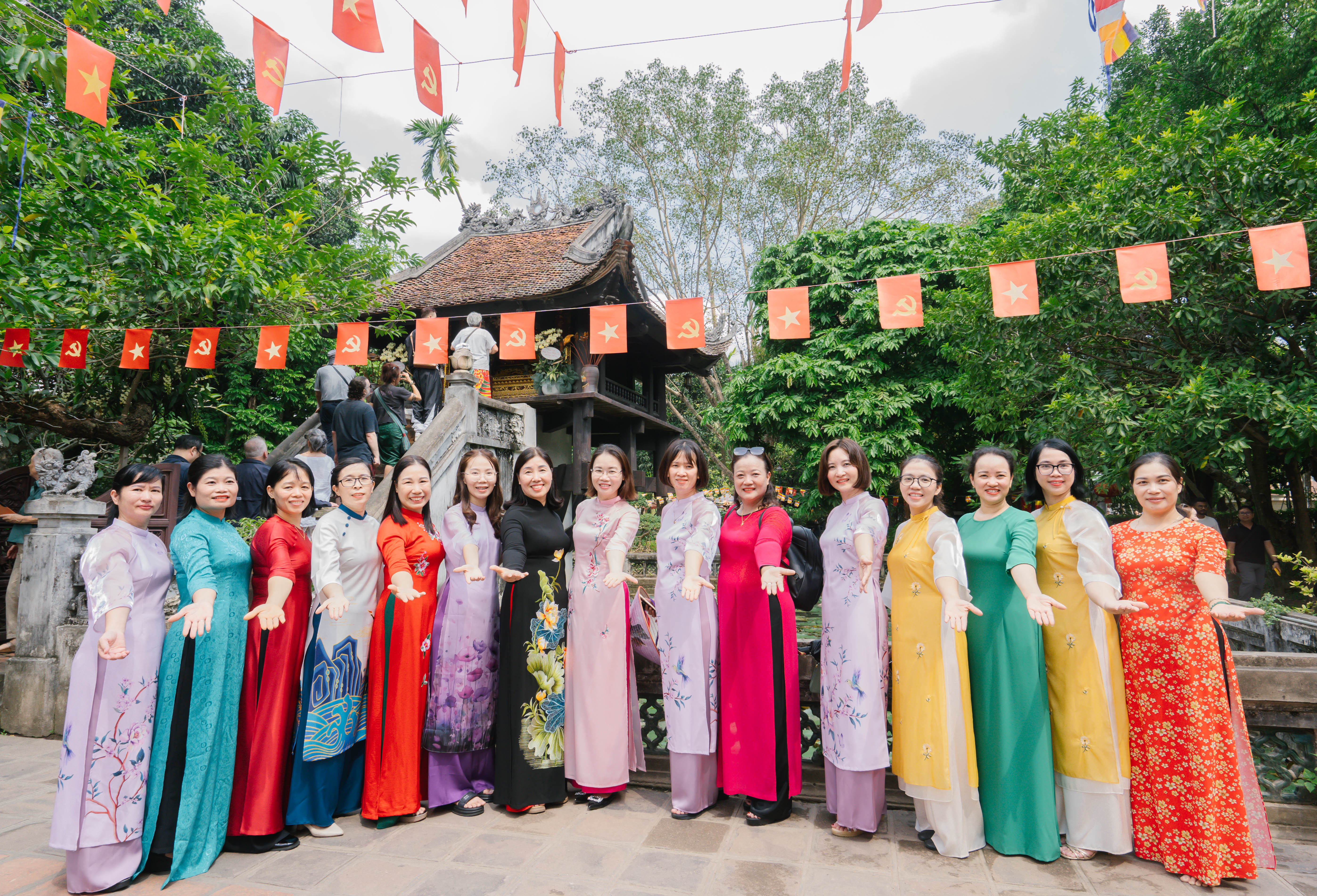 Công đoàn Trường Đại học Công nghiệp Quảng Ninh sơ kết 5 năm phong trào “Giỏi việc nước, đảm việc nhà” giai đoạn 2020-2025