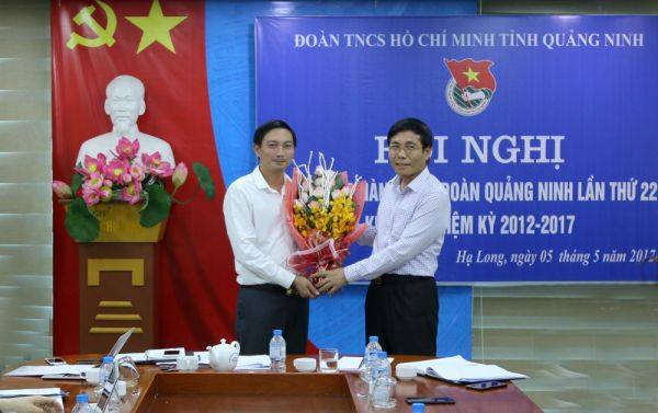 Đồng chí Lê Hùng Sơn được bầu giữ chức danh  Bí thư Tỉnh Đoàn Quảng Ninh khóa X, nhiệm kỳ 2012 - 2017