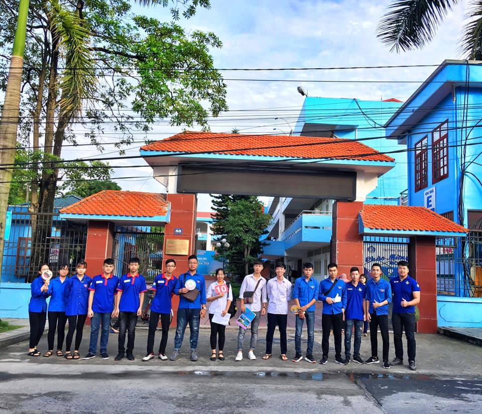 ĐVTN trường ĐHCN Quảng Ninh tham gia Tiếp sức mùa thi năm 2019