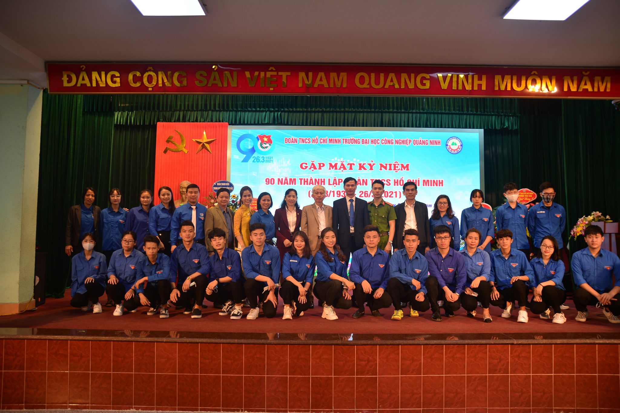 Đoàn Thanh niên trường Đại học Công nghiệp Quảng Ninh tổ chức chương trình Gặp mặt kỷ niệm 90 năm Ngày thành lập  Đoàn TNCS Hồ Chí Minh