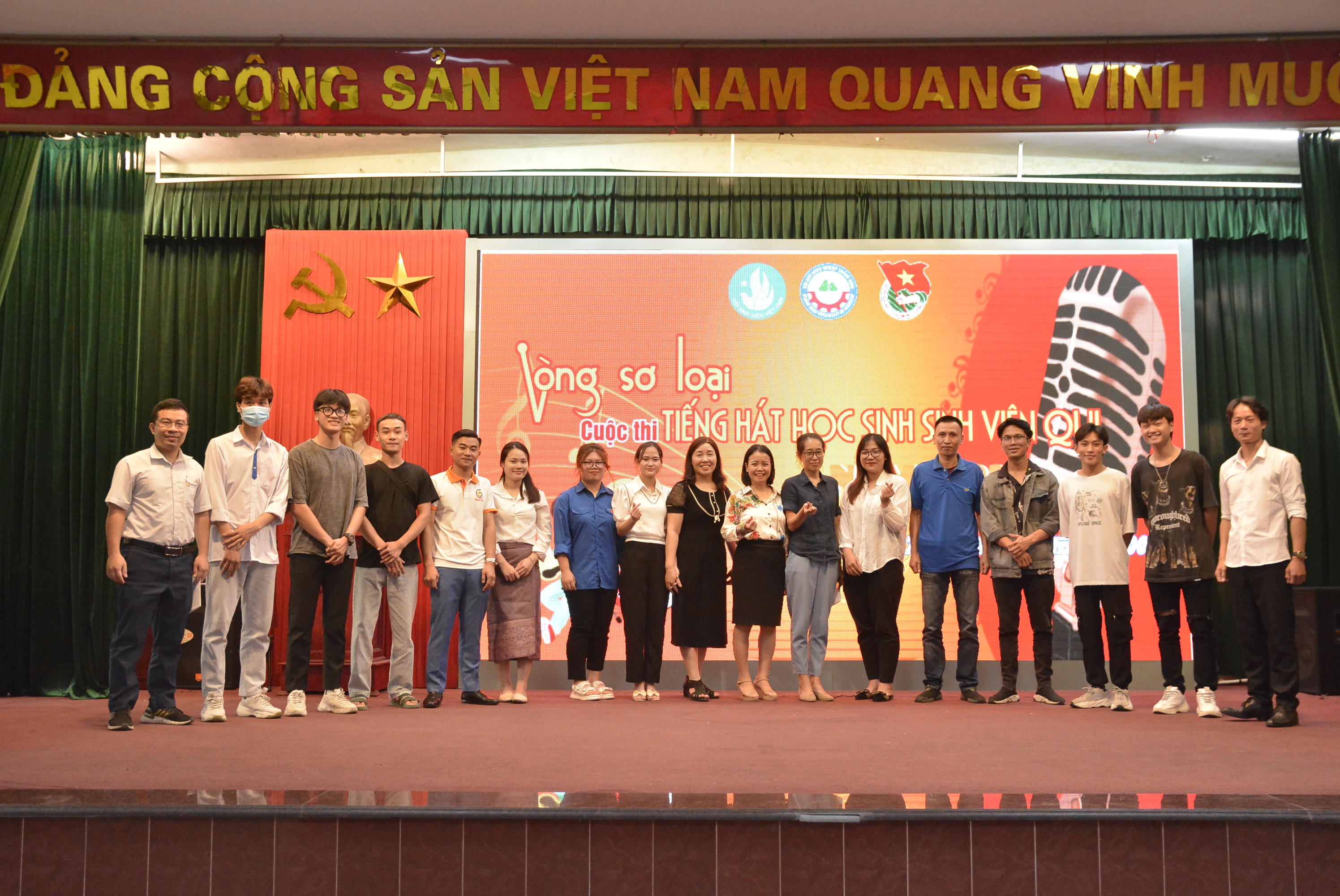 Vòng sơ loại cuộc thi Tiếng hát học sinh sinh viên QUI 2022