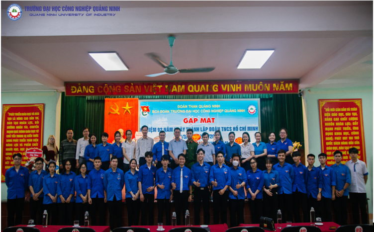 Đoàn trường Đại học Công nghiệp Quảng Ninh tổ chức gặp mặt truyền thống, tổng kết hoạt động Tháng Thanh niên