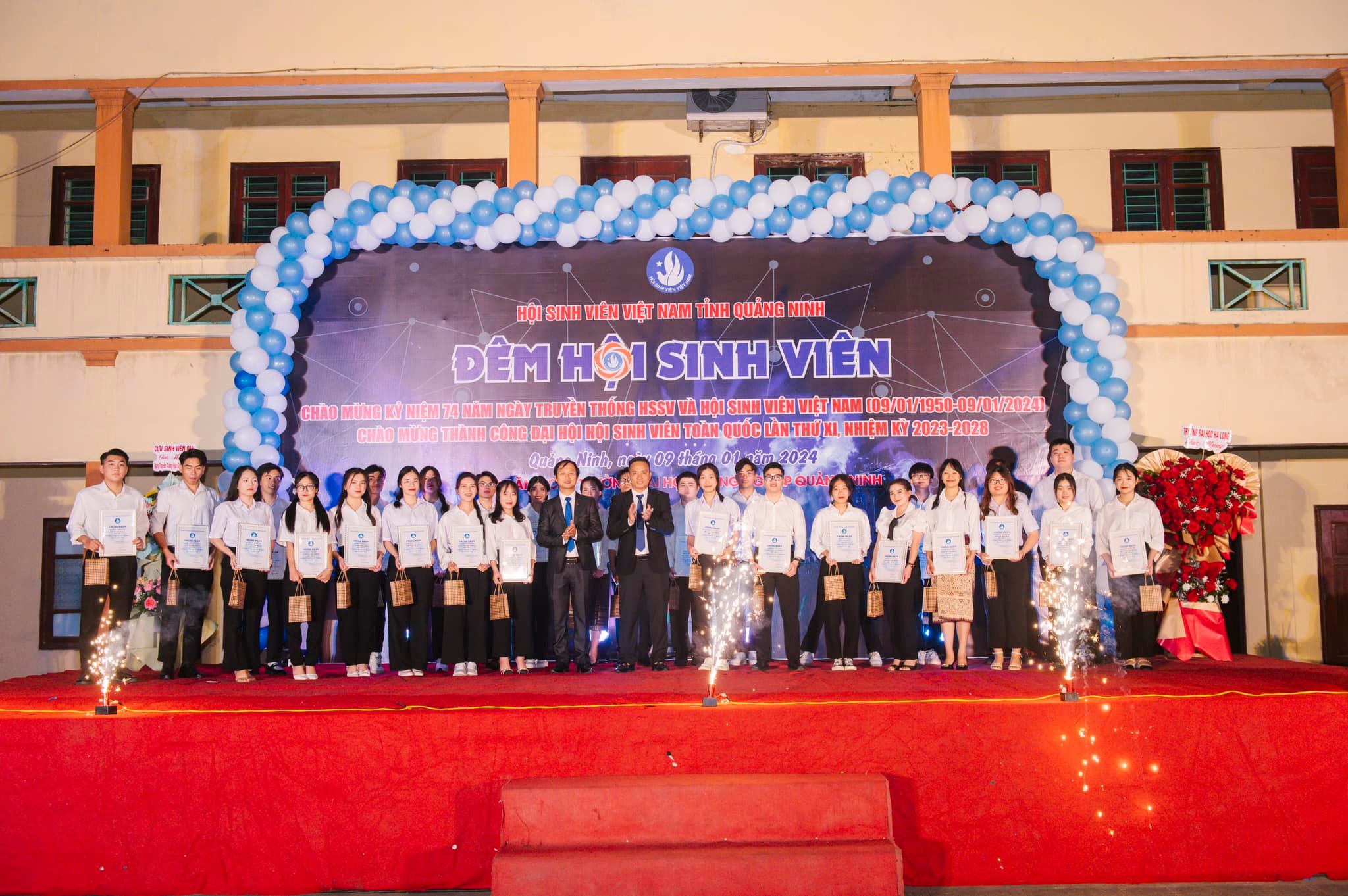 Hội sinh viên Trường Đại học Công Nghiệp Quảng Ninh tổ chức chương trình "Đêm hội sinh viên" chào mừng 74 năm ngày truyền thống HSSV (09/01/1950-09/0//2024)