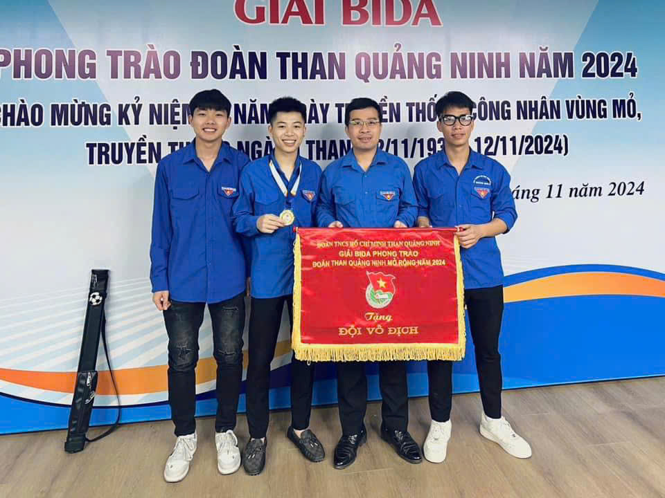 Đoàn trường Đại học Công nghiệp Quảng Ninh vô dịch giải Bida phong trào