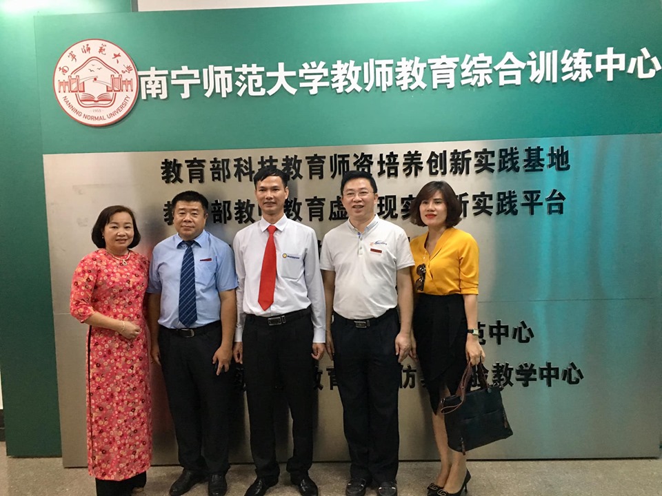 Trường Công nghiệp Quảng Ninh thăm, làm việc với trường Đại học sư phạm Nam Ninh Trung Quốc và tham dự triển lãm, diễn đàn giáo dục nghề Trung Quốc - ASEAN 2019