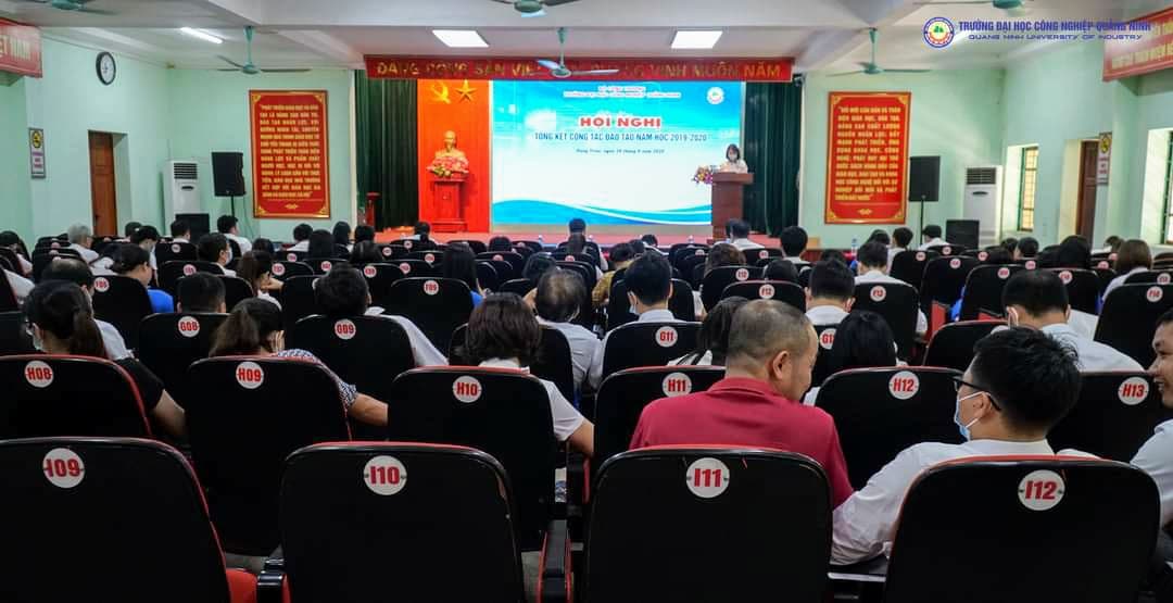 Trường ĐH Công nghiệp Quảng Ninh tổ chức Hội nghị tổng kết công tác đào tạo năm học 2019-2020
