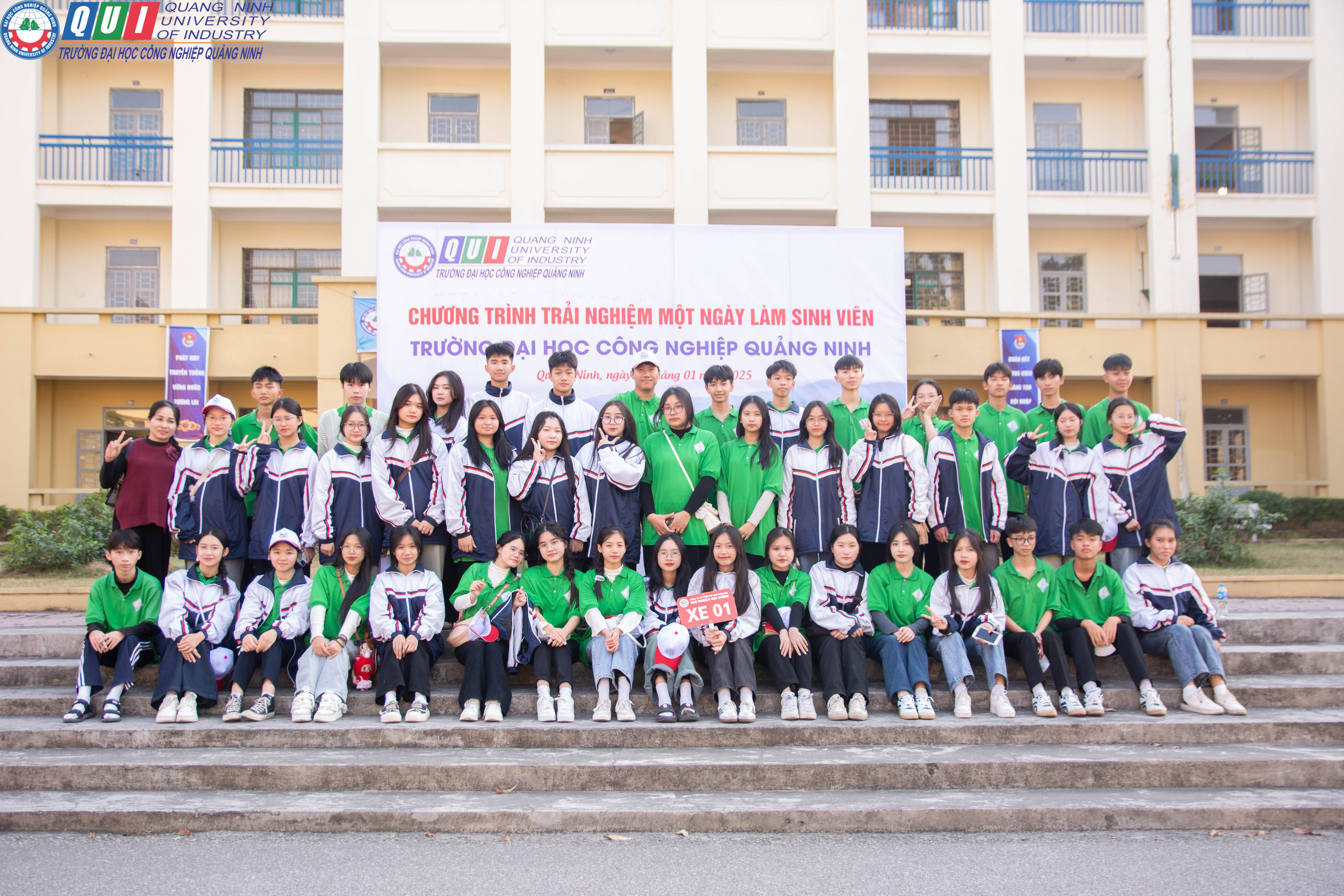 Học sinh Trường THPT Minh Hà tham quan trải nghiệm “Một ngày là sinh viên Đại học Công nghiệp Quảng Ninh"