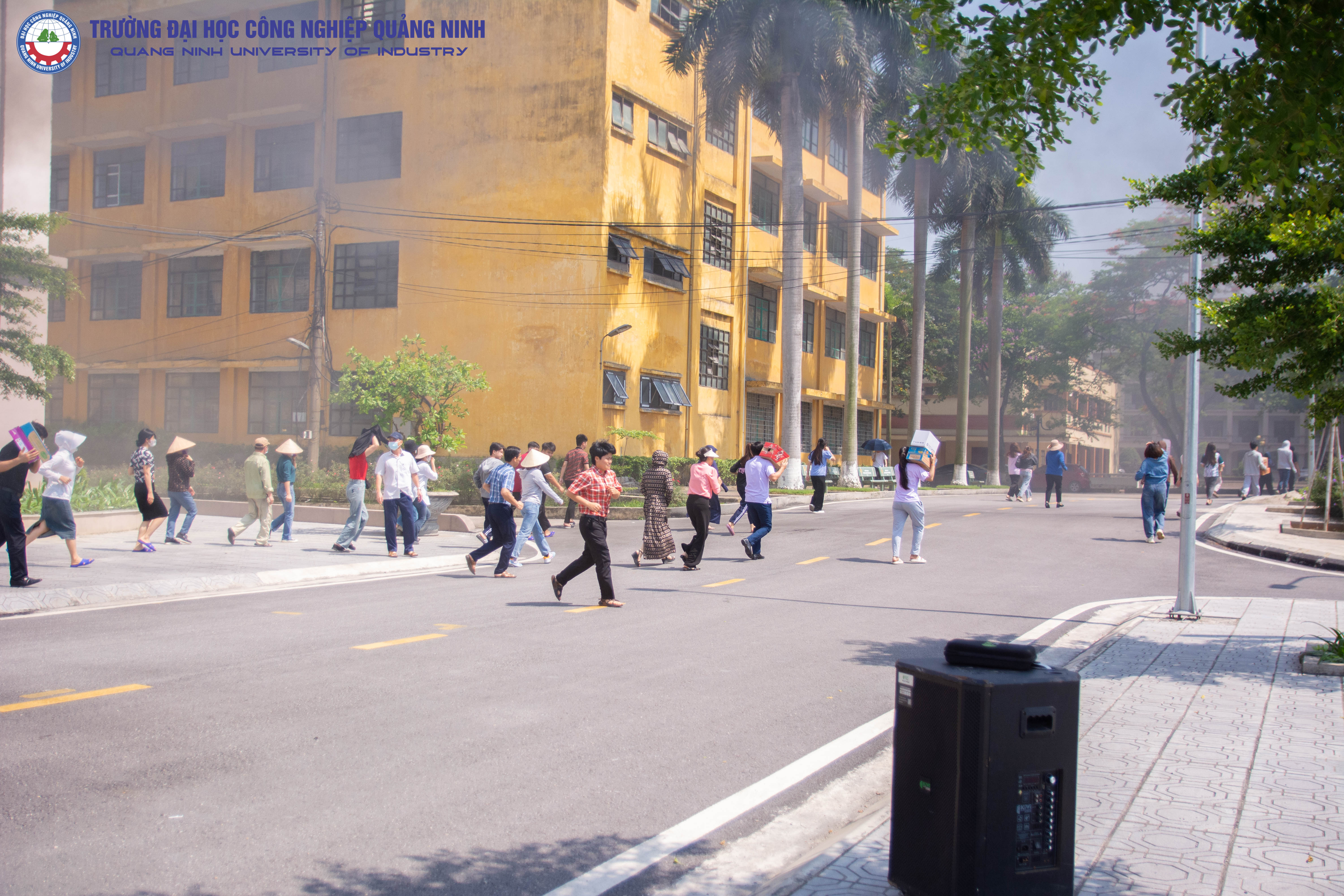 Trường Đại học Công nghiệp Quảng Ninh tổ chức tuyên truyền, tập huấn phòng cháy chữa cháy cho cán bộ, giảng viên và sinh viên