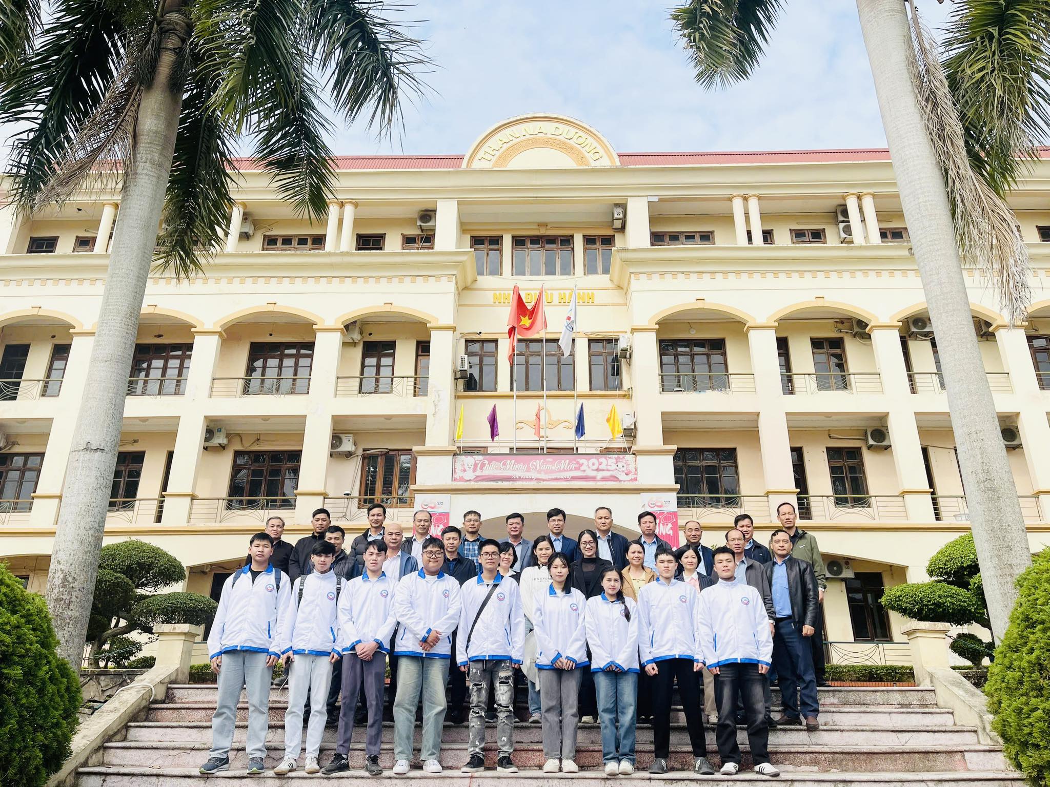 Trường Đại học Công nghiệp Quảng Ninh tham quan, làm việc tại Công ty Than Na Dương -VVMI