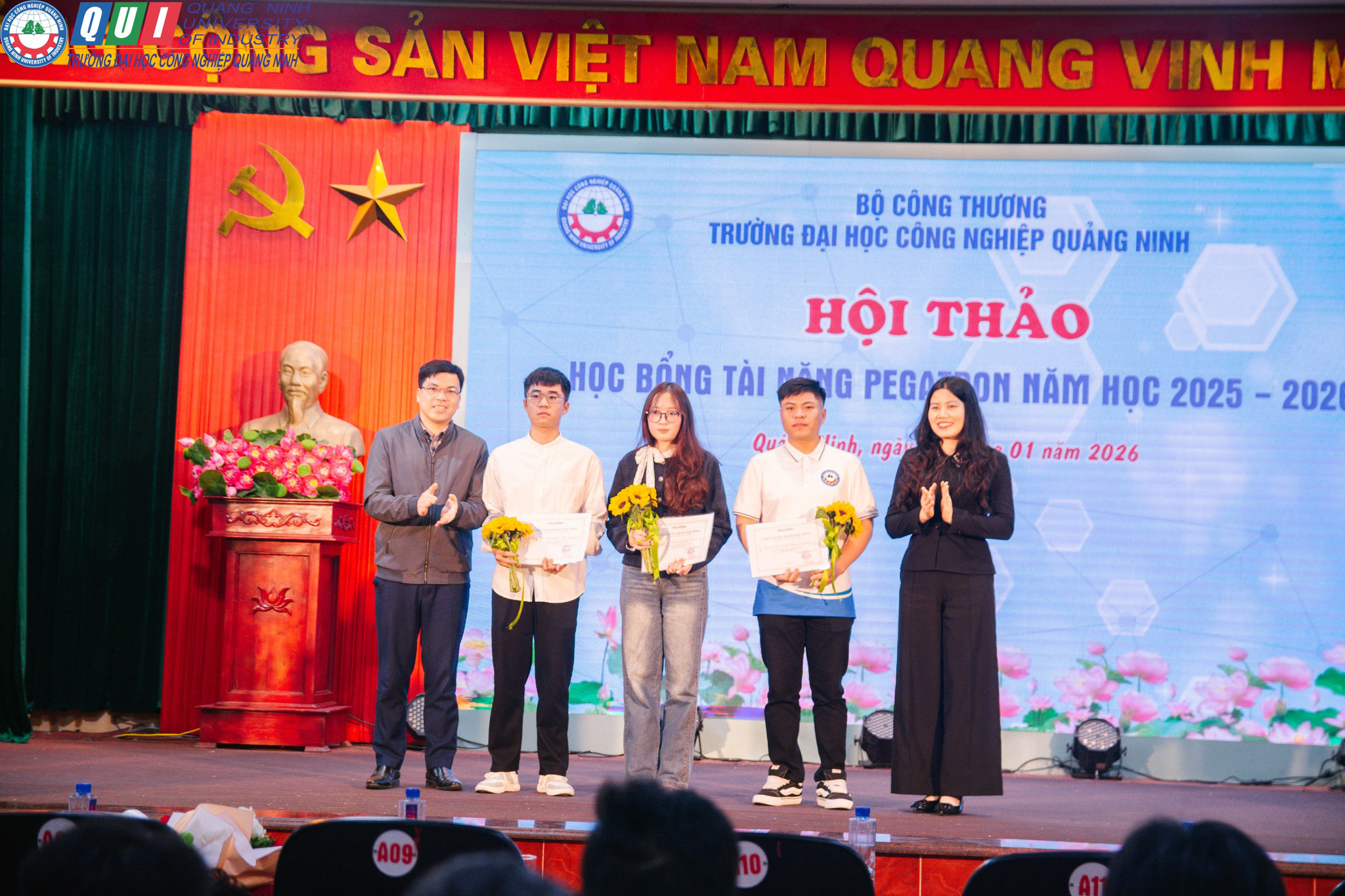 Trường Đại học Công nghiệp Quảng Ninh tổ chức Hội thảo Học bổng Tài năng Pegatron năm học 2025 - 2026