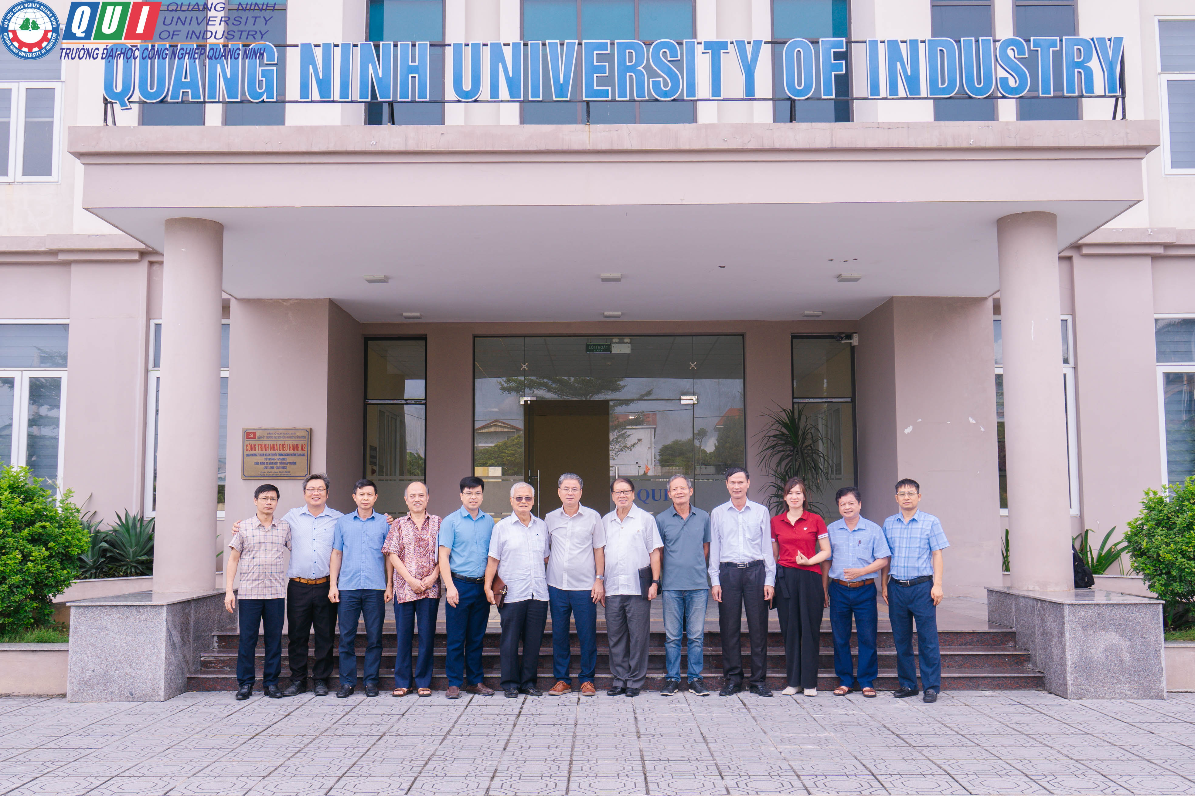 Trường Đại học Công nghiệp Quảng Ninh làm việc với Hội Khoa học và Công nghệ Mỏ Việt Nam, thúc đẩy hợp tác nghiên cứu và đổi mới sáng tạo