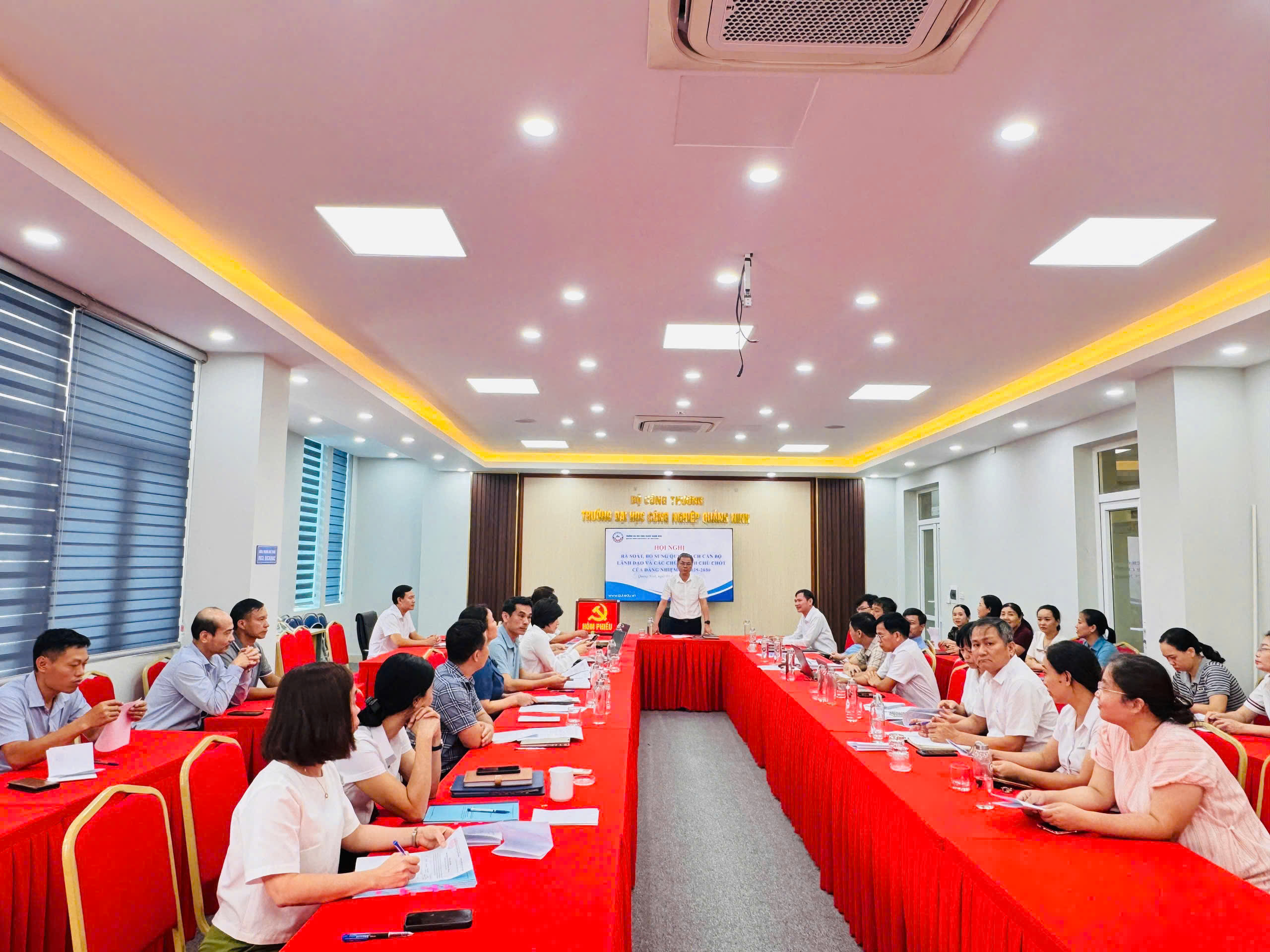 Trường Đại học Công nghiệp Quảng Ninh tổ chức Hội nghị rà soát, bổ sung quy hoạch cán bộ nhiệm kỳ 2025-2030