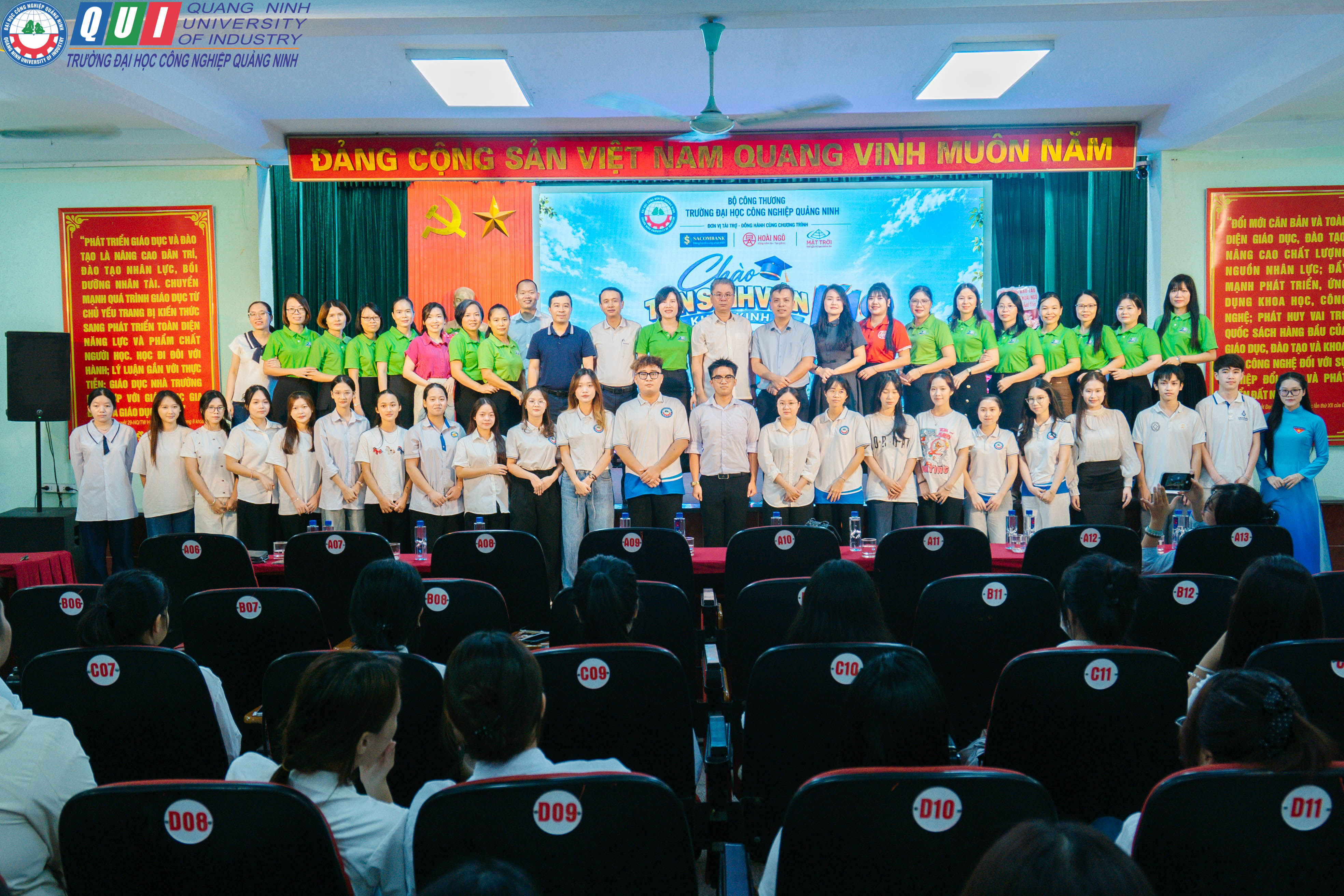 Khoa Kinh tế Trường Đại học Công nghiệp Quảng Ninh tổ chức chương trình gặp mặt Chào Tân sinh viên K19