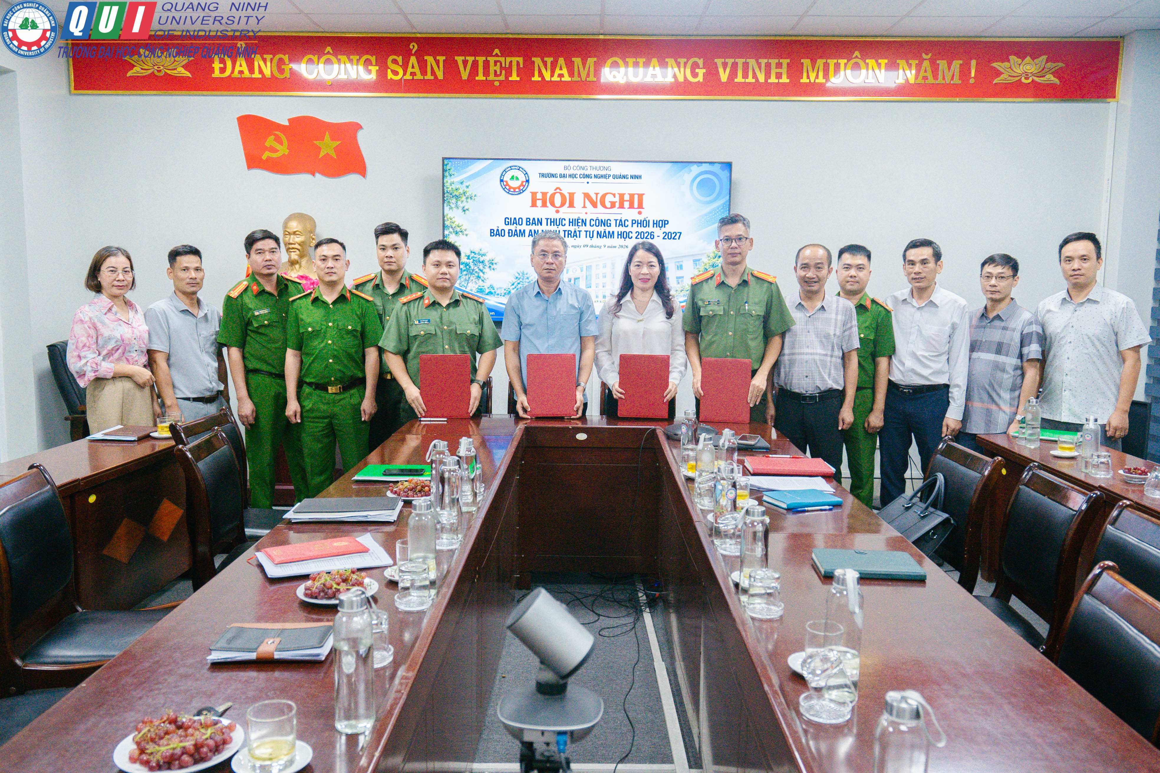 Trường Đại học Công nghiệp Quảng Ninh tăng cường phối hợp bảo đảm an ninh, trật tự năm học 2026-2027