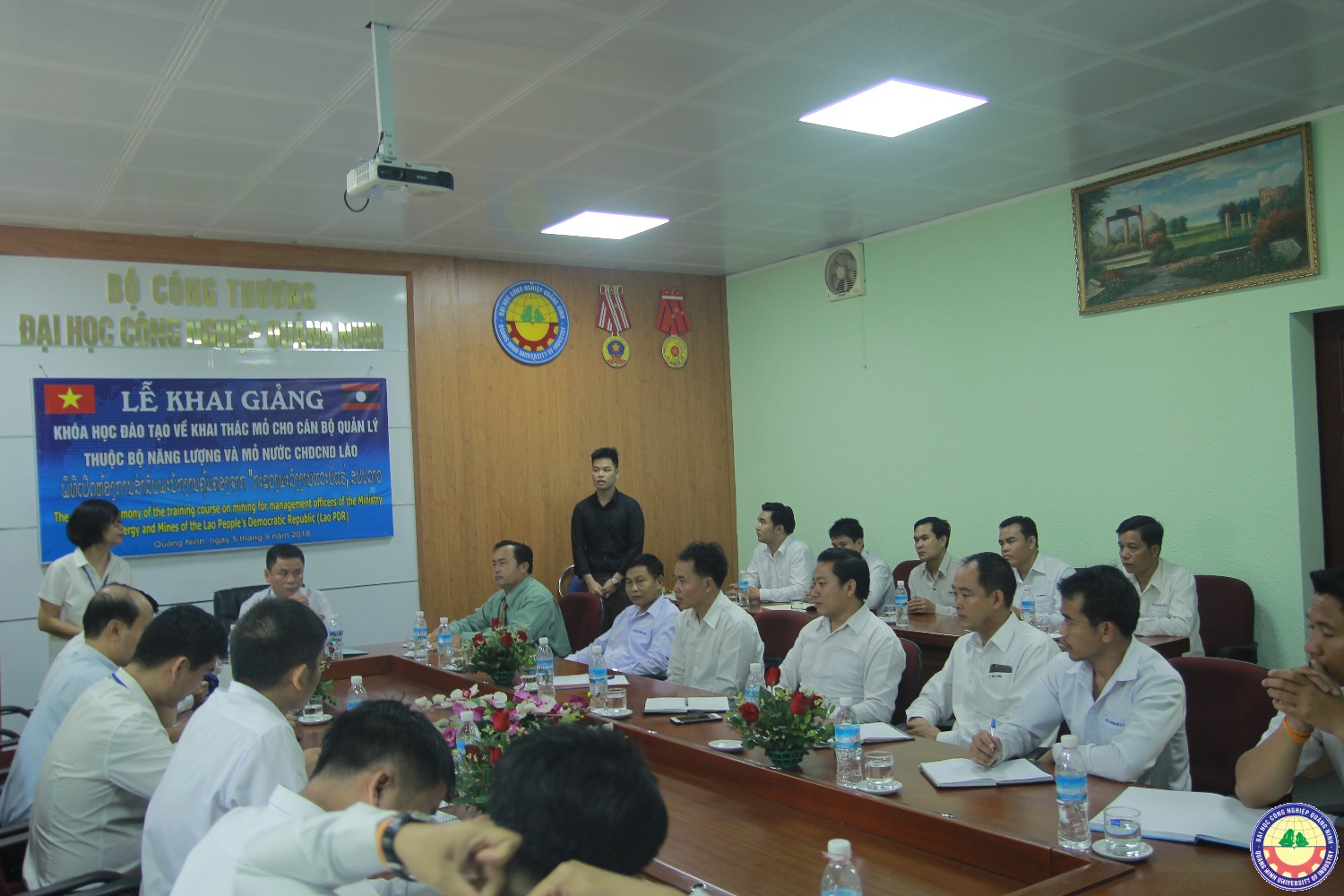 Lễ khai giảng lớp đào tạo cán bộ quản lý Bộ Mỏ và Năng lương nước CHDCND Lào