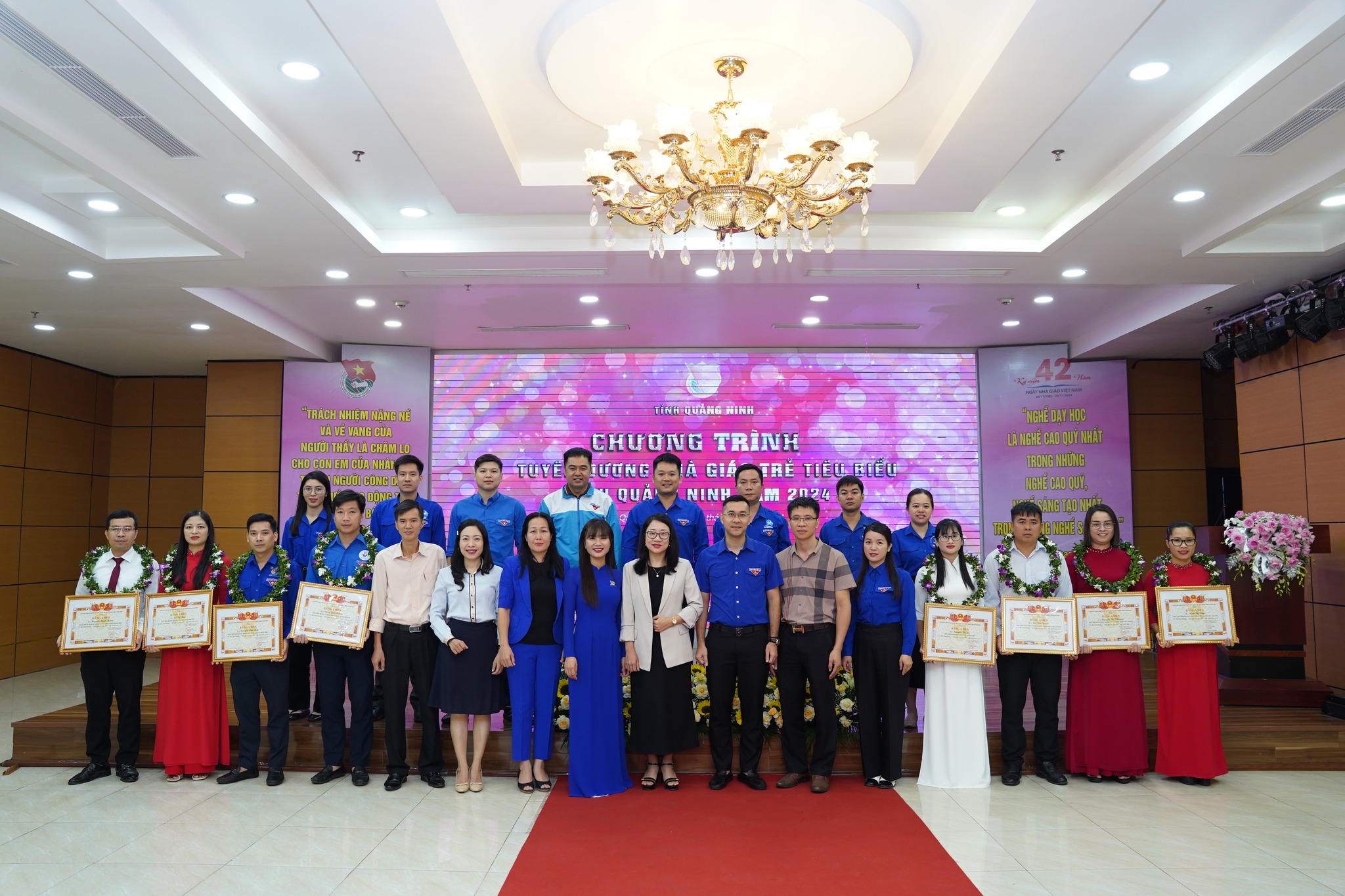 Những “bông hoa” học và làm theo Bác tại Trường Đại học Công nghiệp Quảng Ninh
