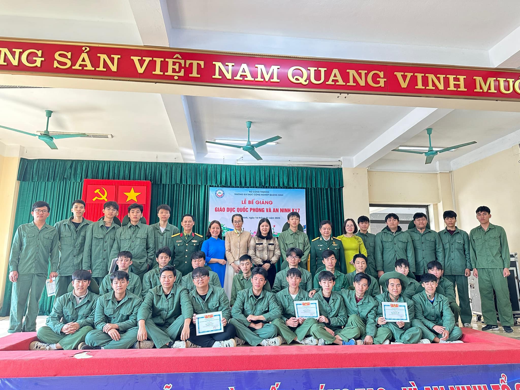 Tăng cường công tác quốc phòng - quân sự địa phương tại Trường Đại học Công nghiệp Quảng Ninh