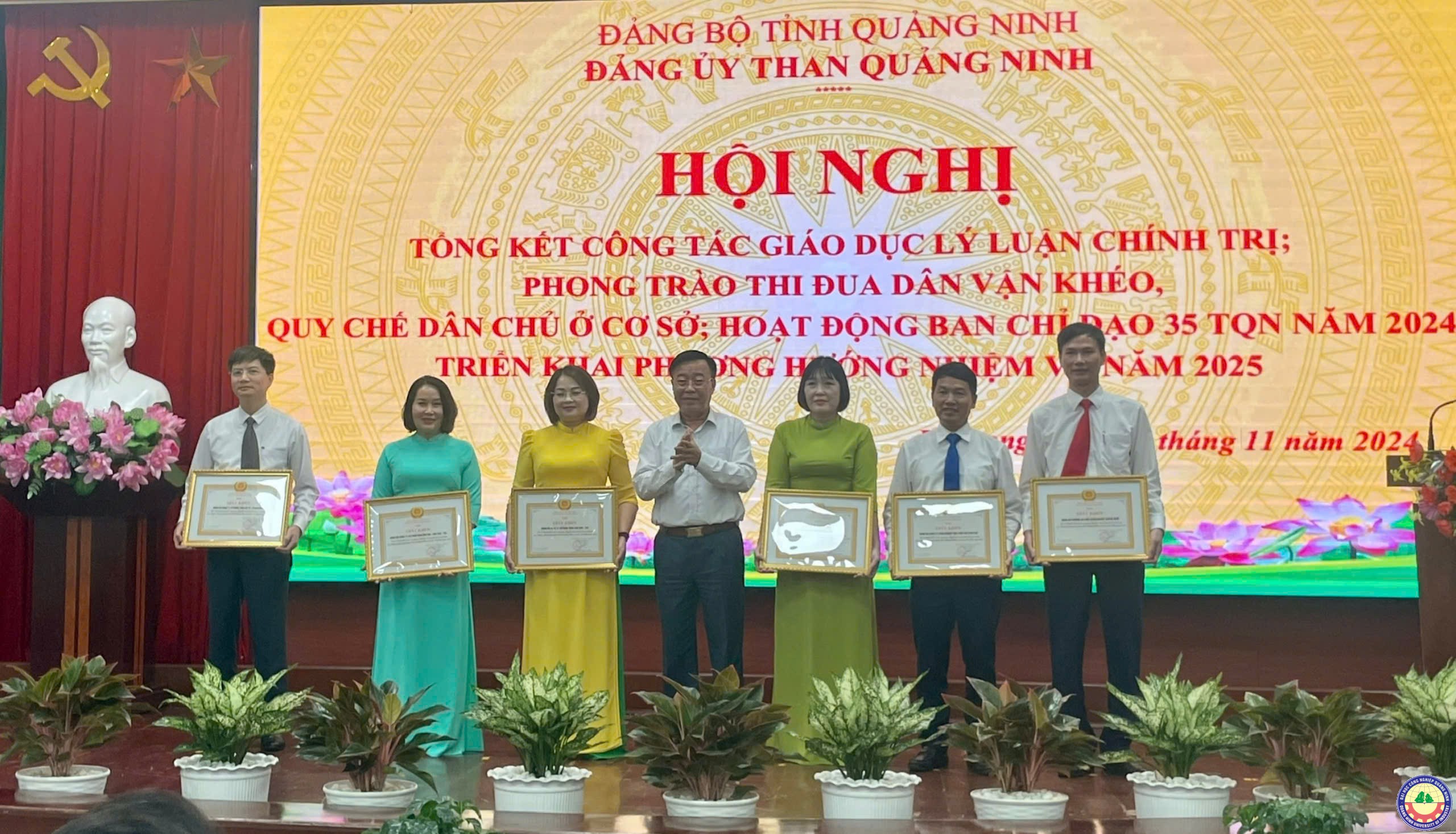 Đảng bộ Trường Đại học Công nghiệp Quảng Ninh tăng cường thực hiện  Nghị quyết 35-NQ/TW và Quy định 85-QĐ/TW trong tình hình mới