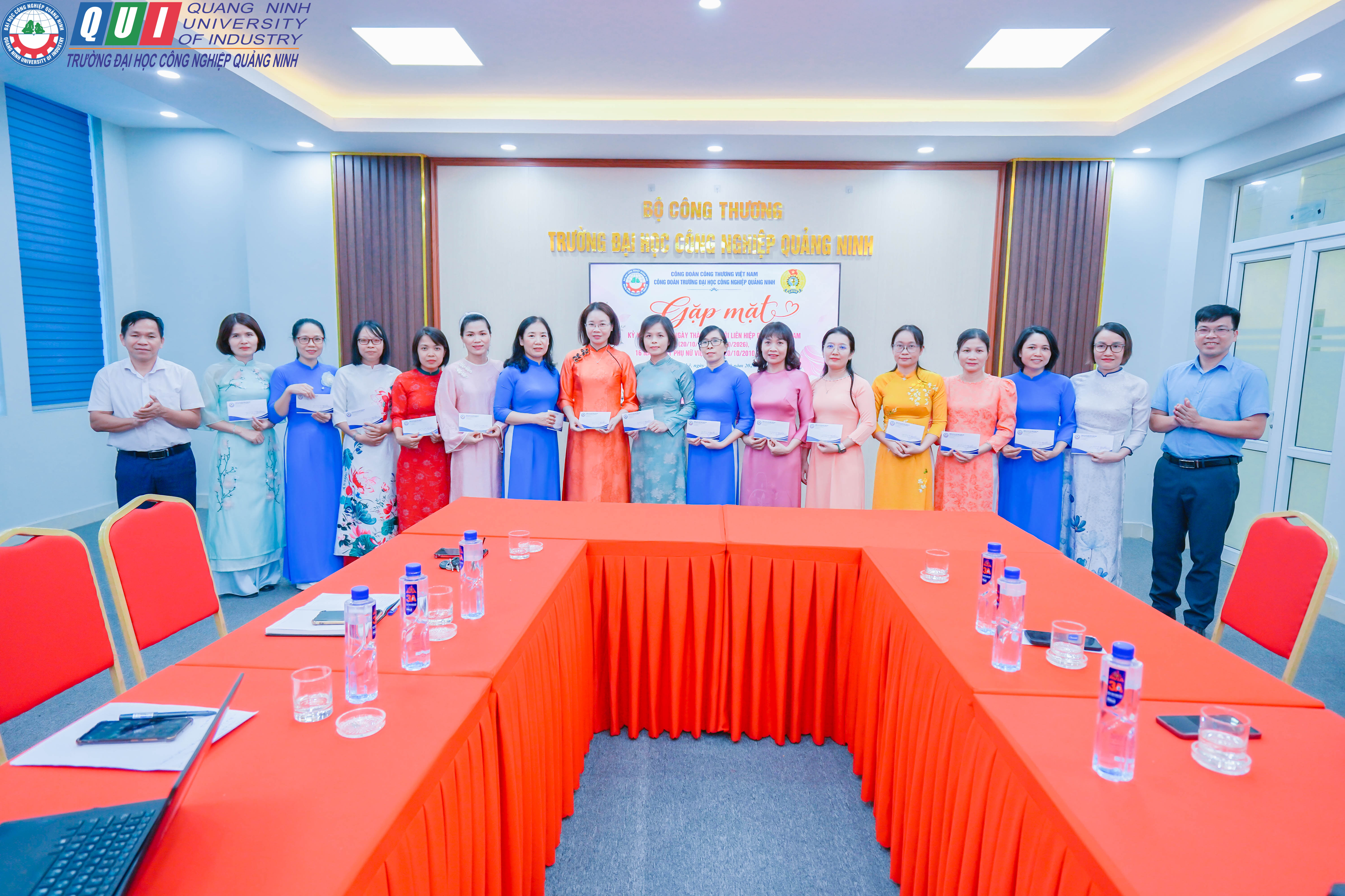 Lan tỏa phong trào thi đua “Giỏi việc nước, đảm việc nhà” trong nữ cán bộ, viên chức, người lao động Trường Đại học Công nghiệp Quảng Ninh